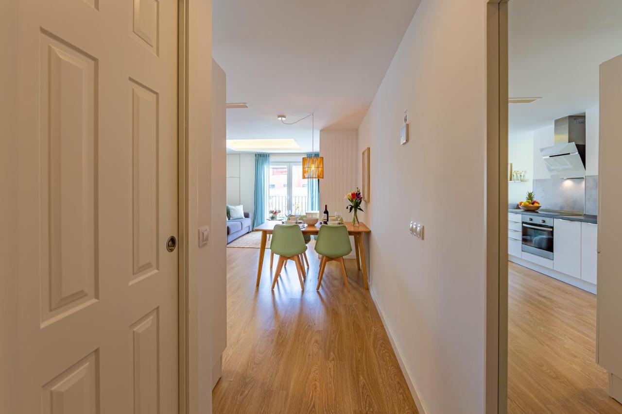 Ventura- Centric, Pool, Wifi And Parking Apartment Tarifa Bagian luar foto